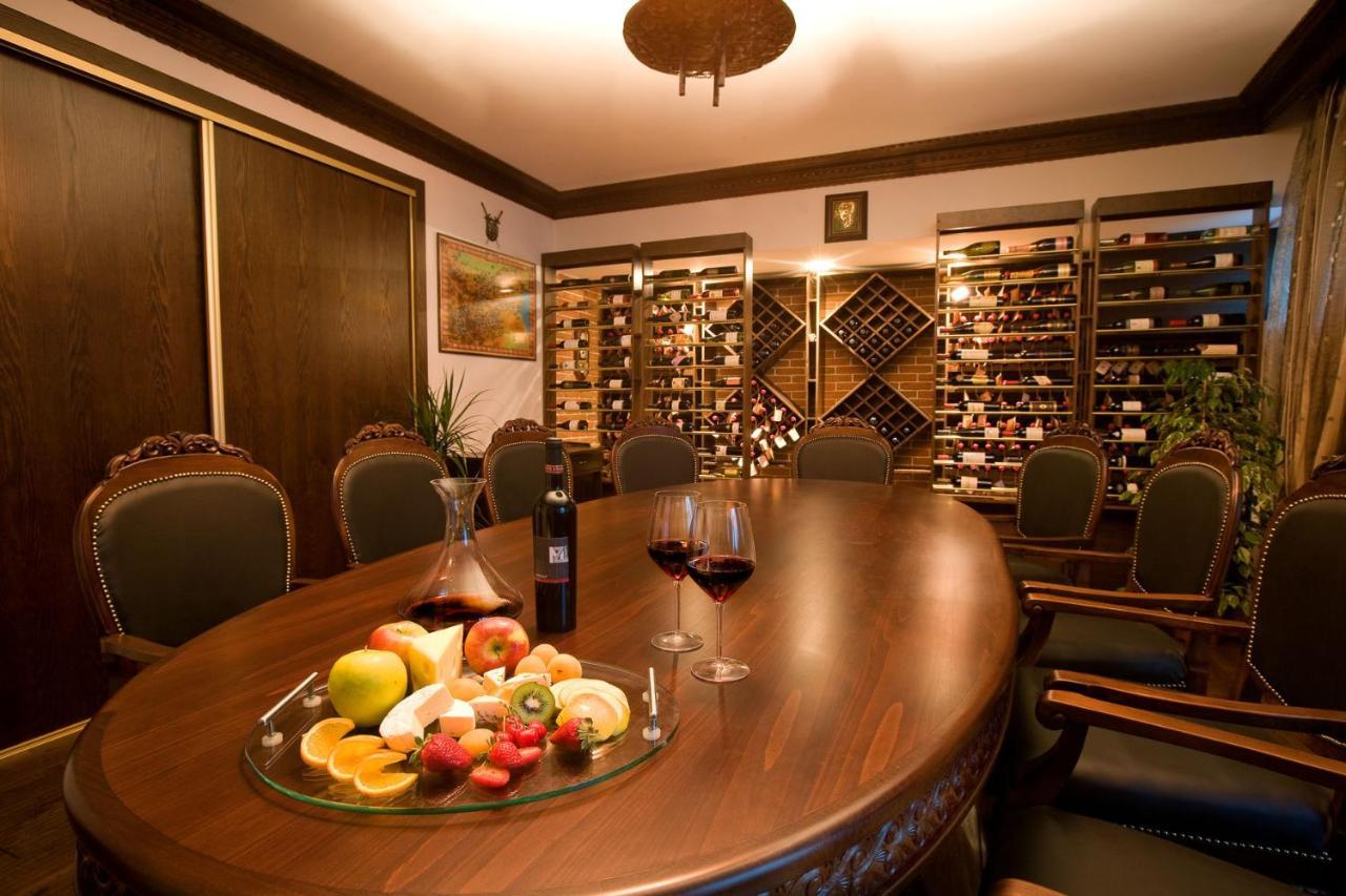 דבין Spa Hotel Persenk מראה חיצוני תמונה Wine tasting room